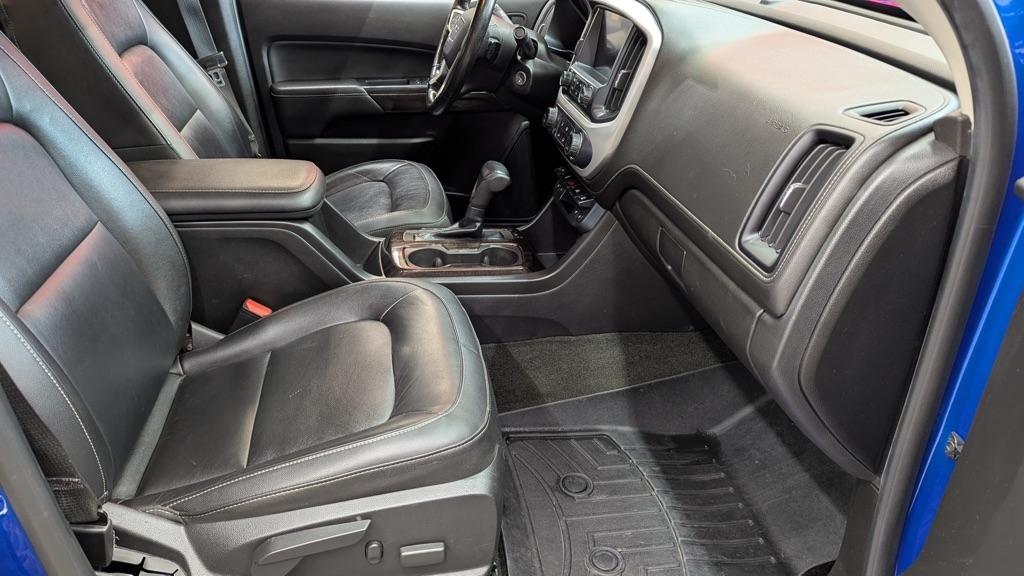 GMC Canyon 4WD Crew Cab 140.5" SLT 2018