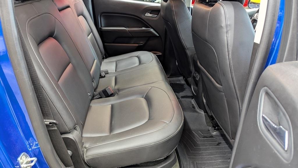 GMC Canyon 4WD Crew Cab 140.5" SLT 2018