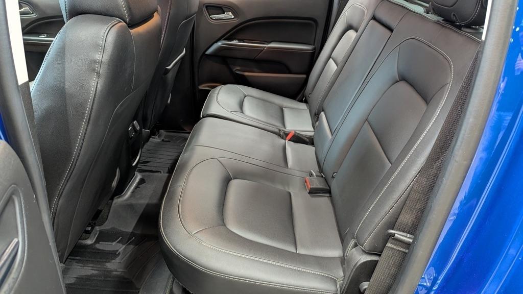 GMC Canyon 4WD Crew Cab 140.5" SLT 2018