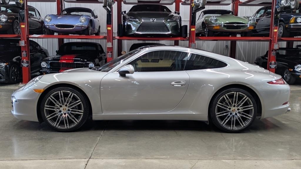 Porsche 911 2dr Cpe Carrera 2013