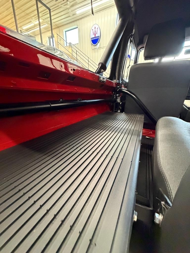 Land Rover Defender 90 2dr Convertible 1994