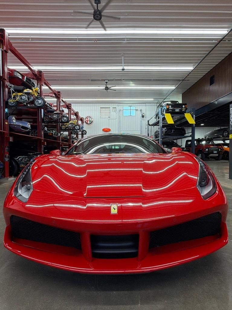 Ferrari 488 GTB Coupe 2017