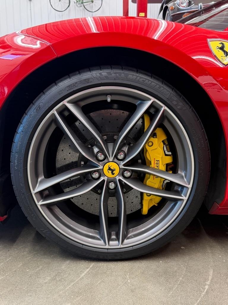 Ferrari 488 GTB Coupe 2017