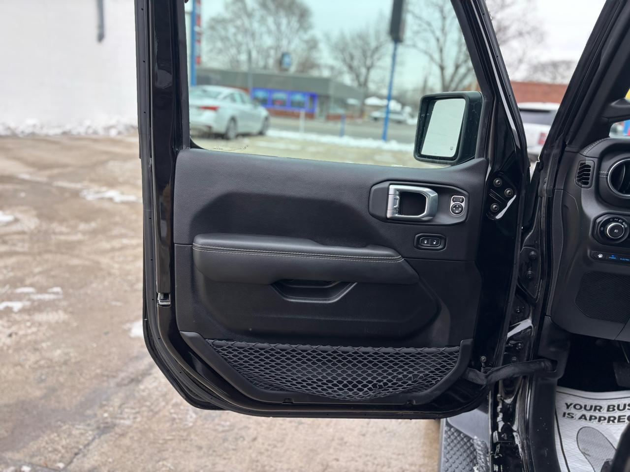 Jeep Wrangler 4xe Unlimited Sahara 2023