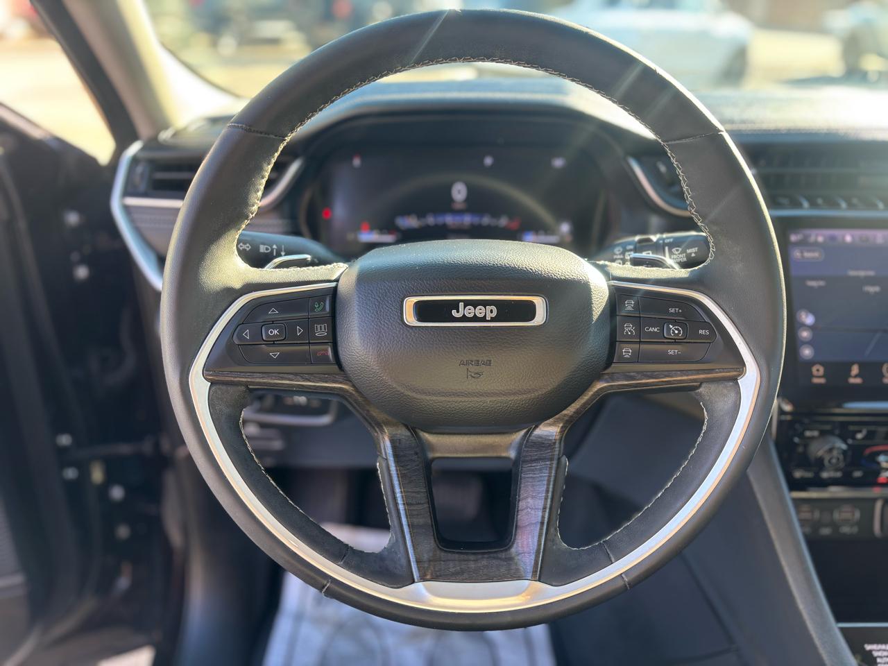 Jeep Grand Cherokee L Limited 4WD 2023