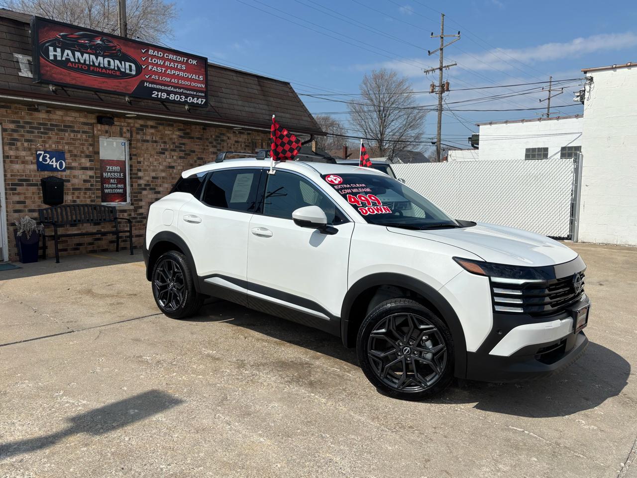 2025 Nissan Kicks SR