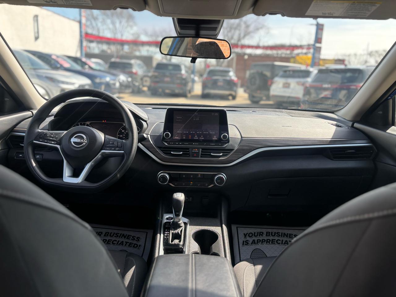 Nissan Altima 2.5 SV 2025