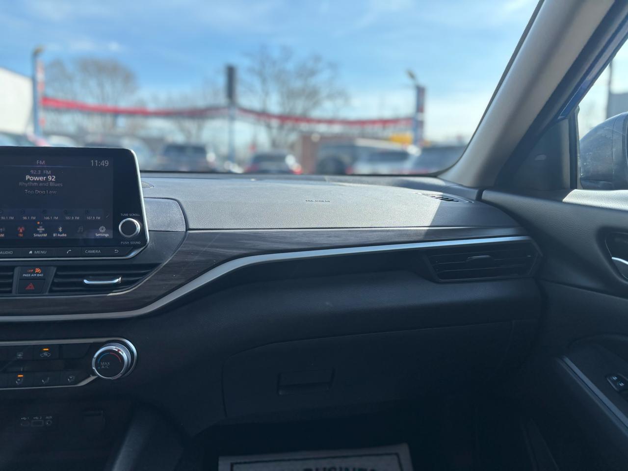 Nissan Altima 2.5 SV 2025