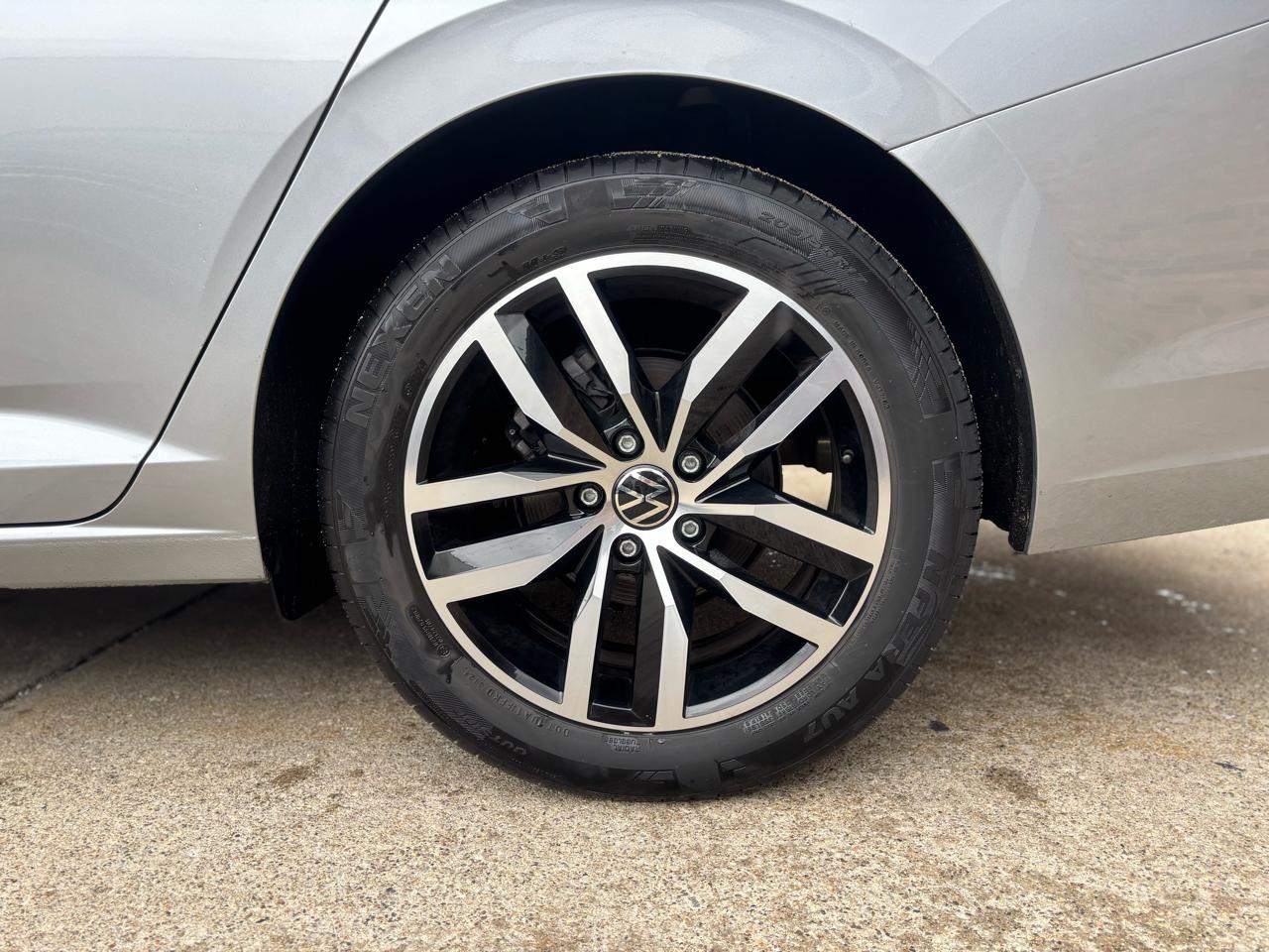 Volkswagen Jetta SE 2025