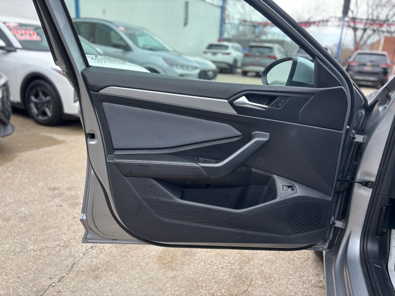 Volkswagen Jetta SE 2025