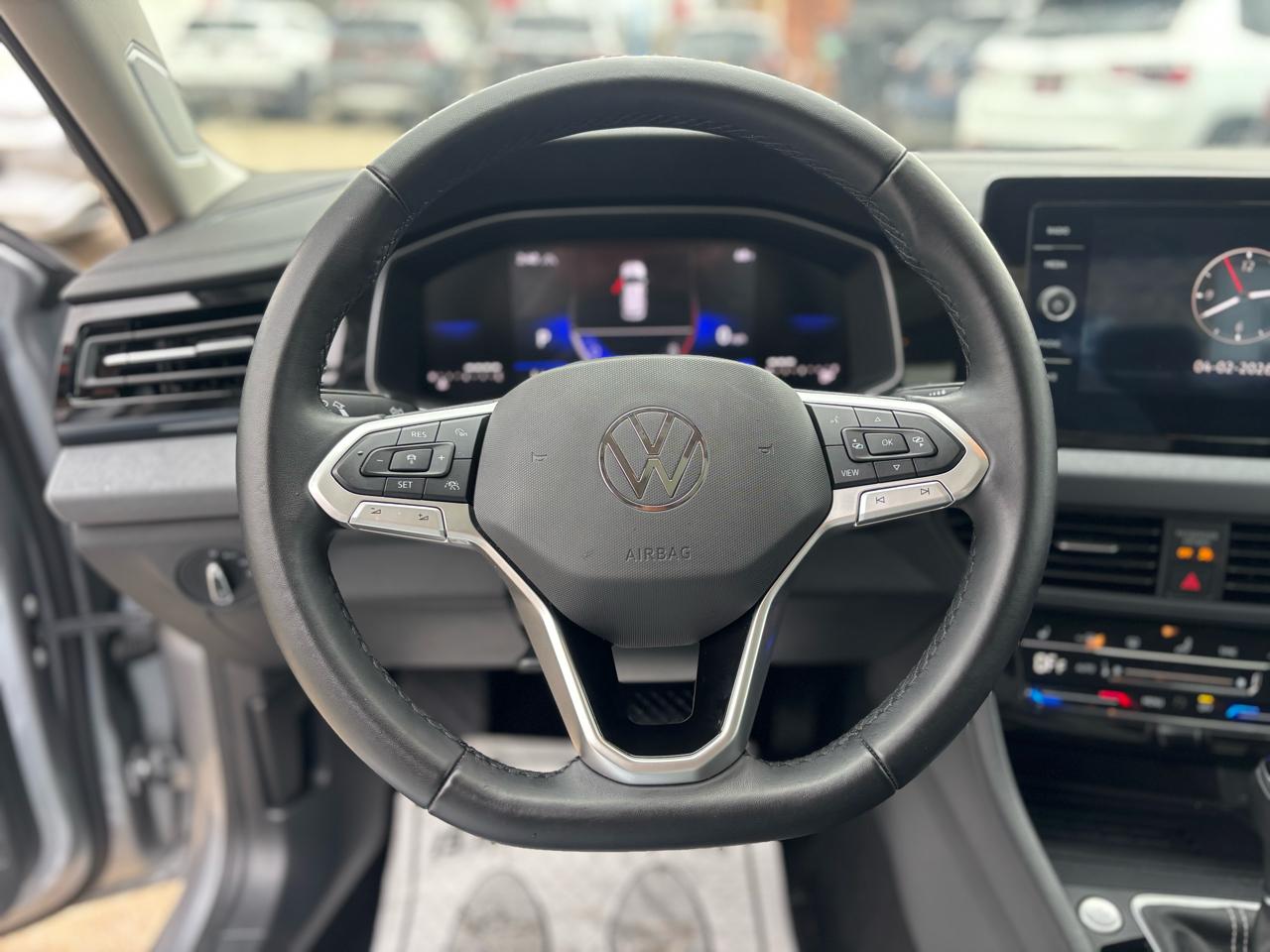 Volkswagen Jetta SE 2025