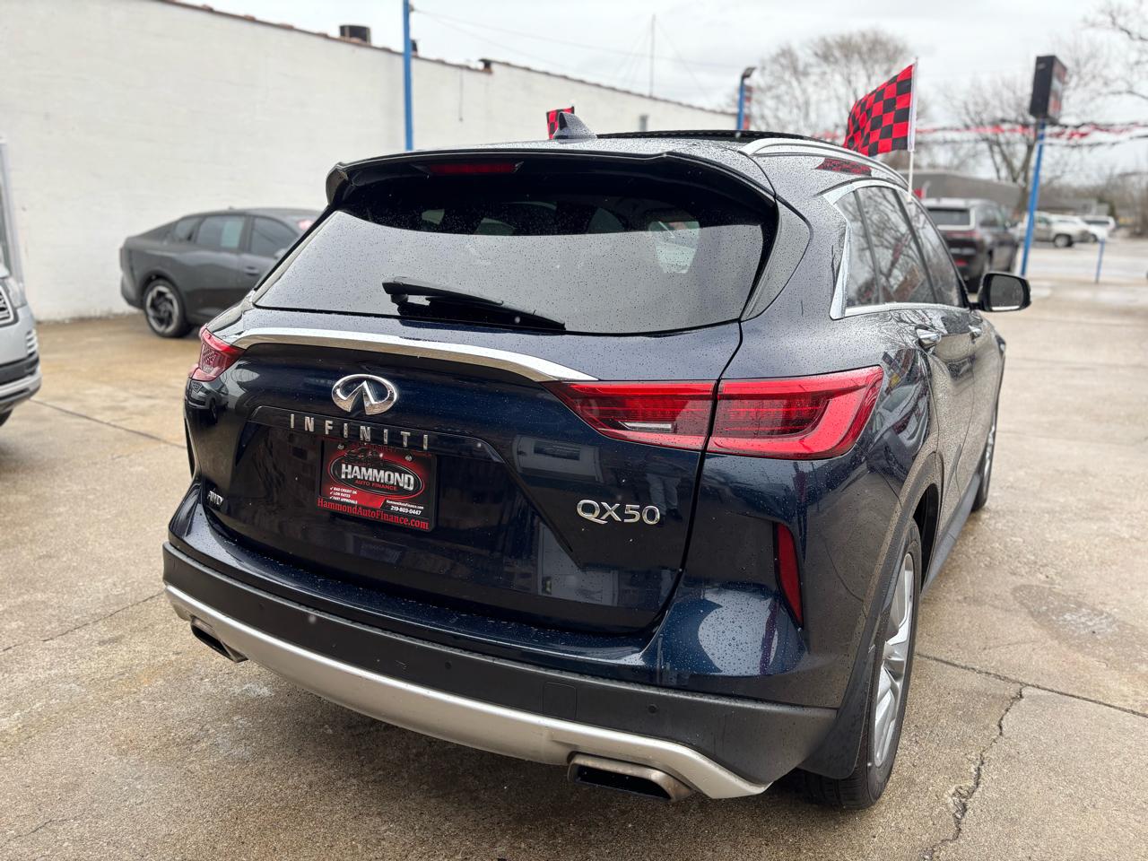 Infiniti QX50 ESSENTIAL AWD 2021