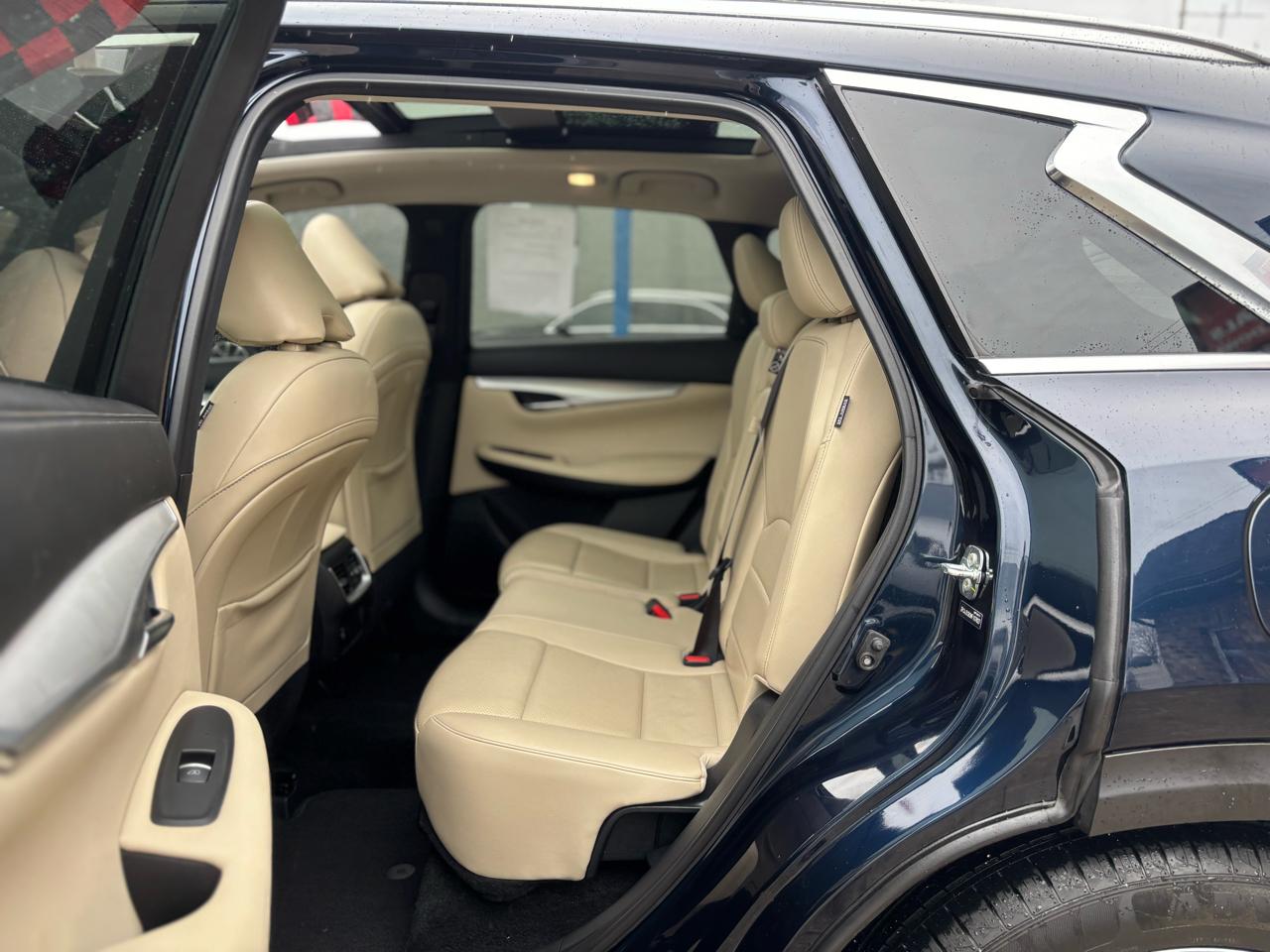 Infiniti QX50 ESSENTIAL AWD 2021