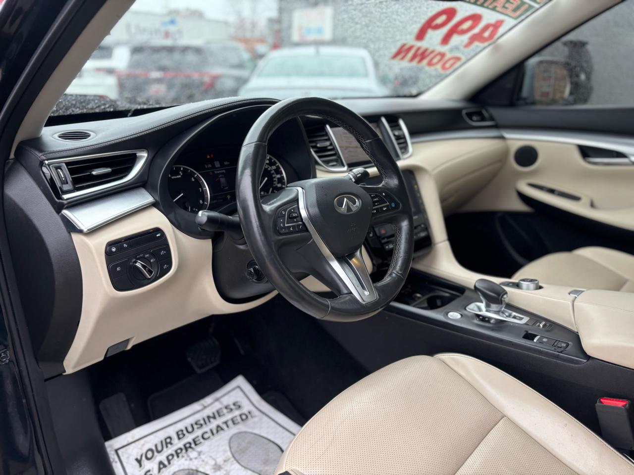 Infiniti QX50 ESSENTIAL AWD 2021