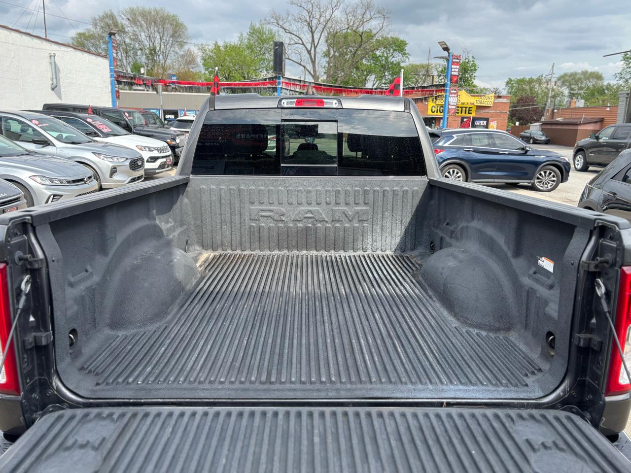 RAM 1500 Big Horn Quad Cab 4WD 2023