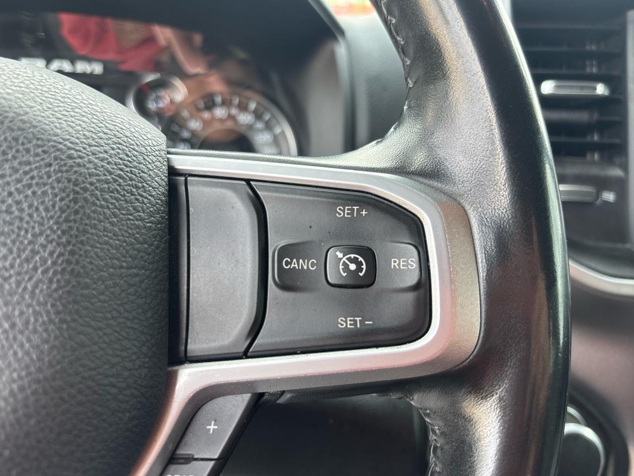 RAM 1500 Big Horn Quad Cab 4WD 2023