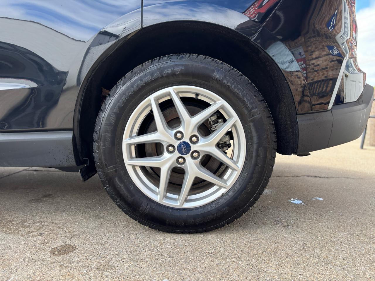 Ford Edge SEL AWD 2022