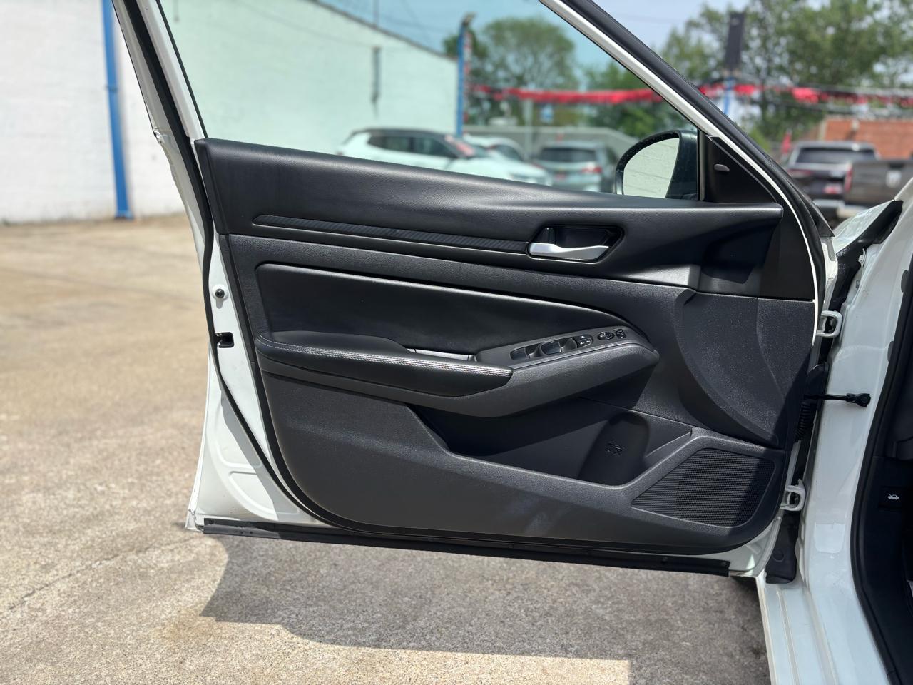 Nissan Altima SV 2025