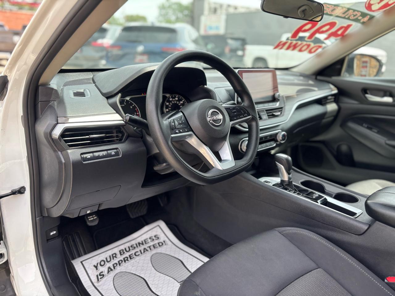 Nissan Altima SV 2025