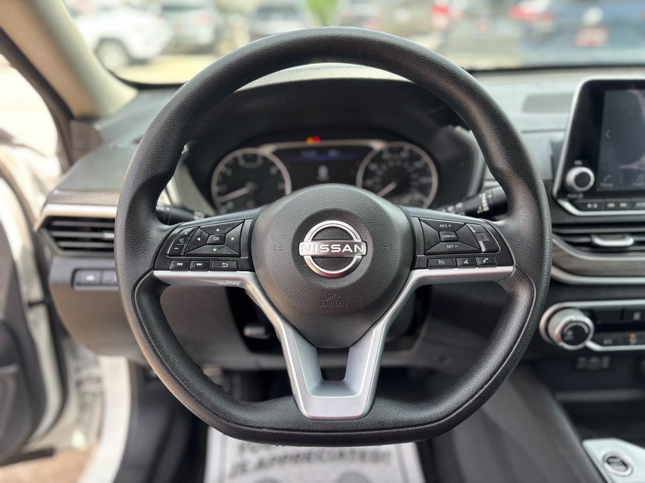 Nissan Altima SV 2025