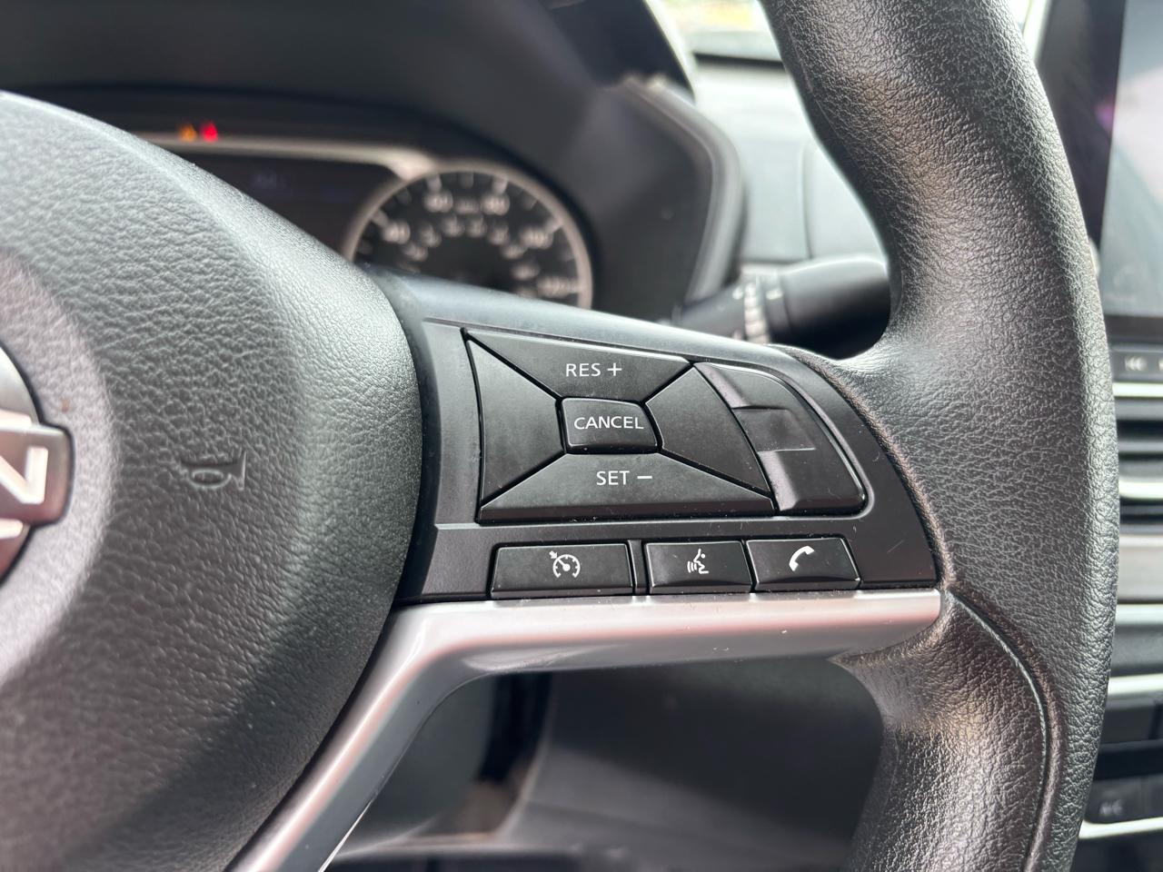 Nissan Altima SV 2025