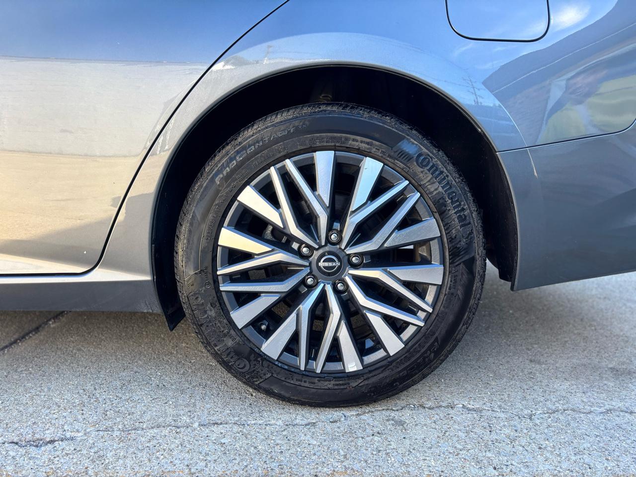 Nissan Altima SV 2025