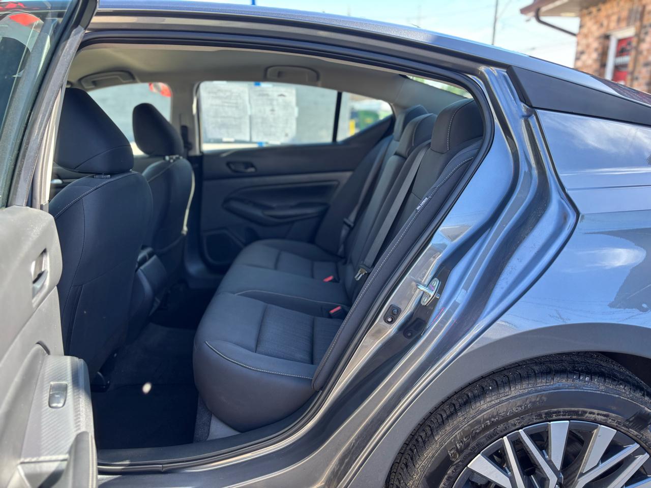 Nissan Altima SV 2025