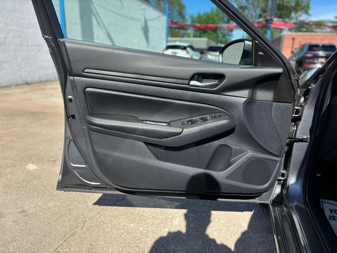 Nissan Altima SV 2025