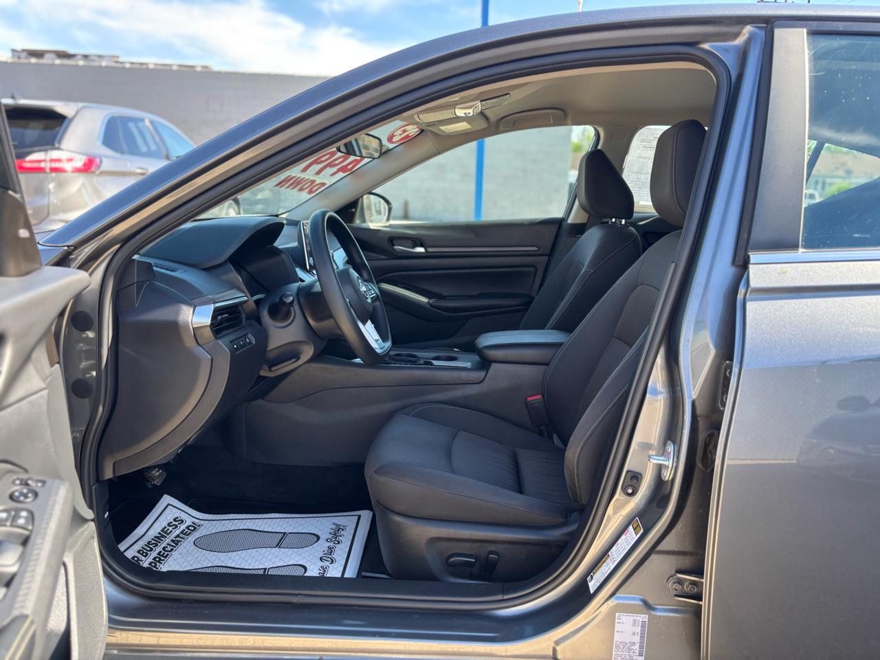 Nissan Altima SV 2025