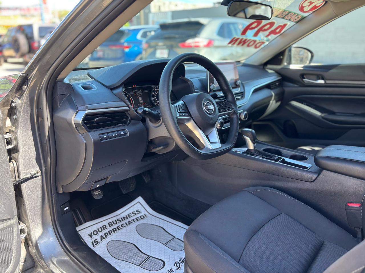Nissan Altima SV 2025
