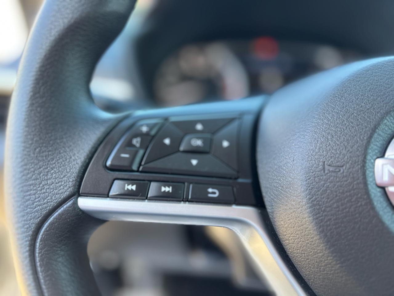 Nissan Altima SV 2025