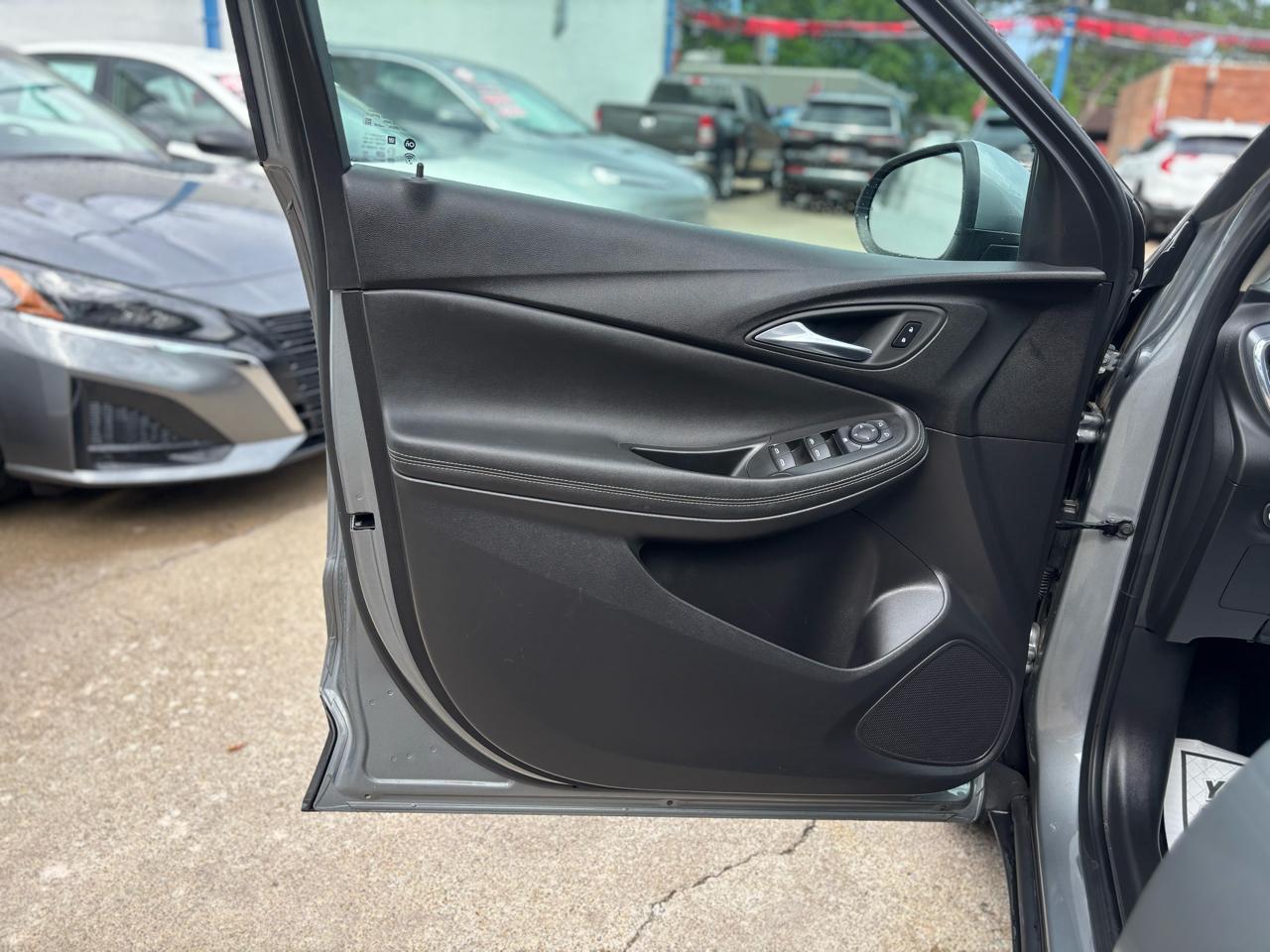2025 Buick Encore GX Preferred - Photo 25
