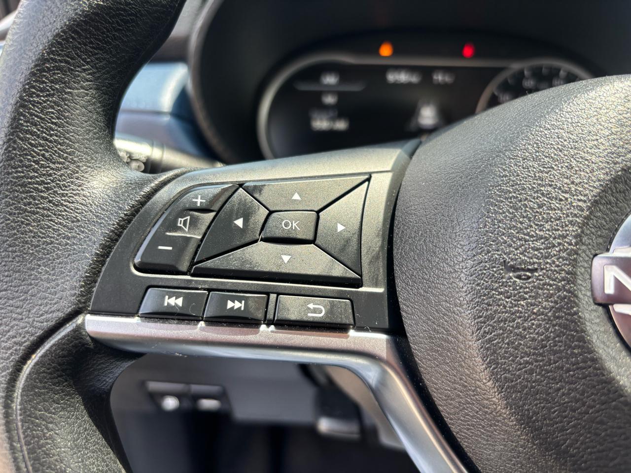 2025 Nissan Versa Sedan SV - Photo 31