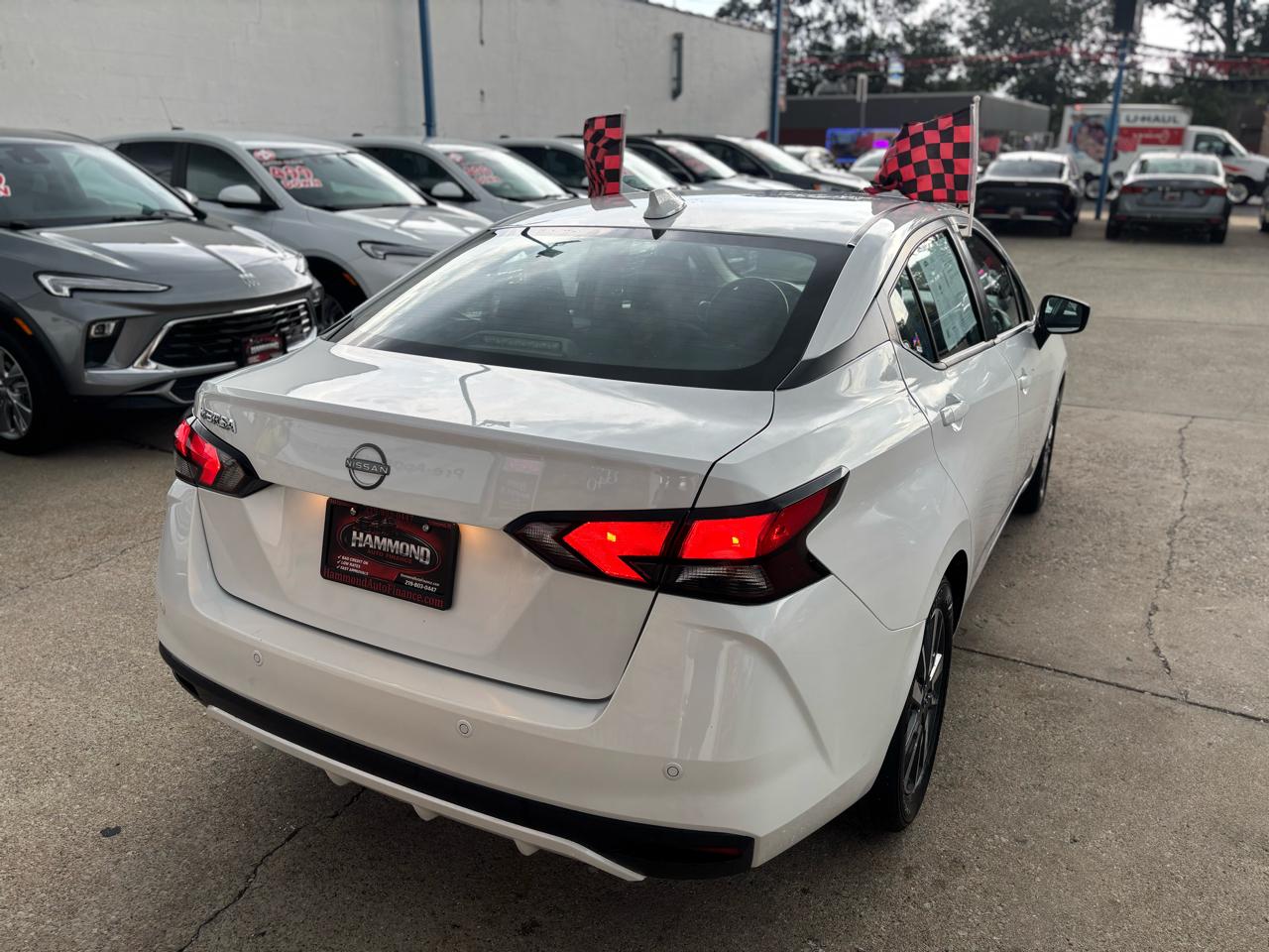 2025 Nissan Versa Sedan SV - Photo 12