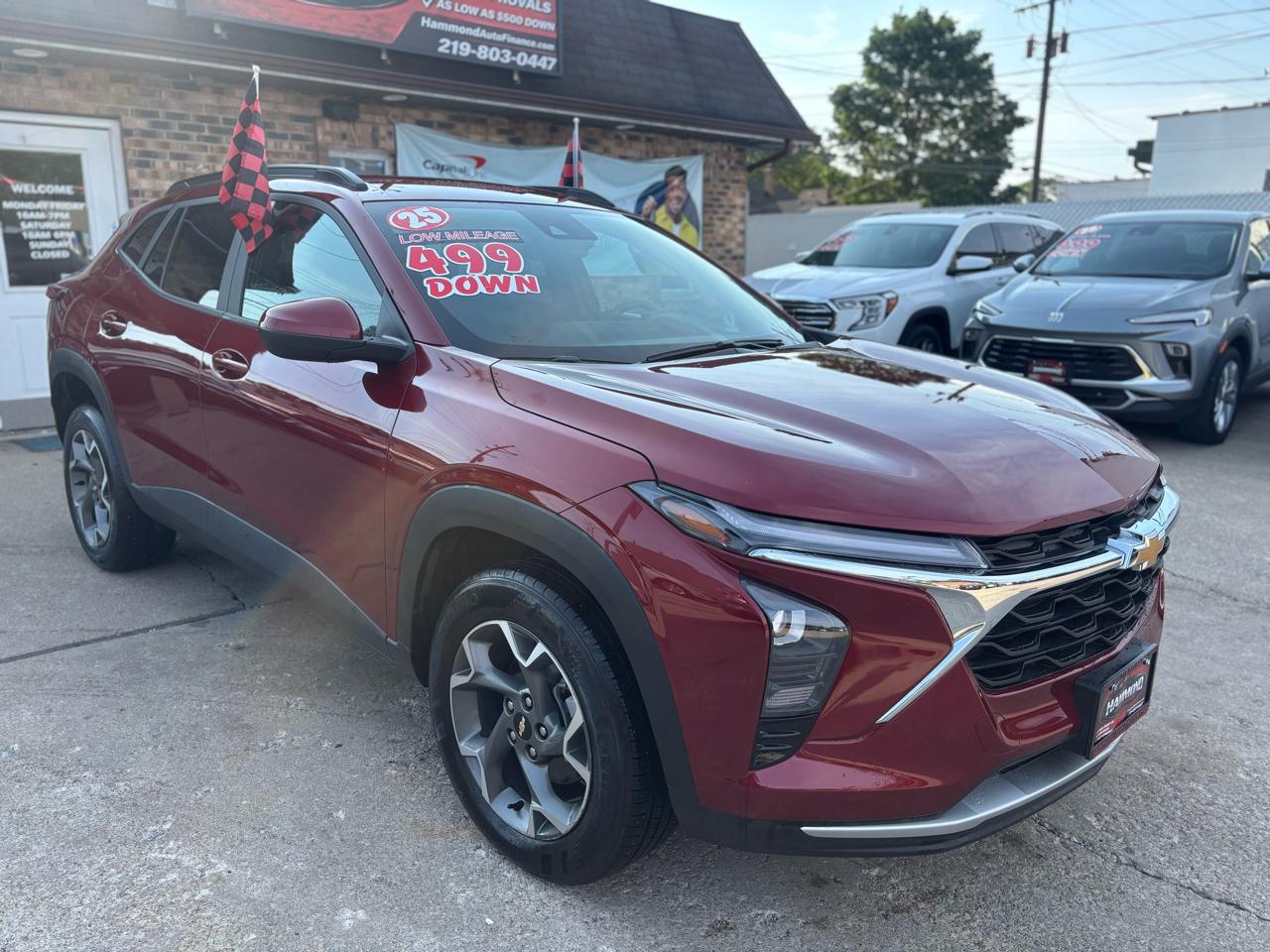 2025 Chevrolet Trax LT - Photo 8