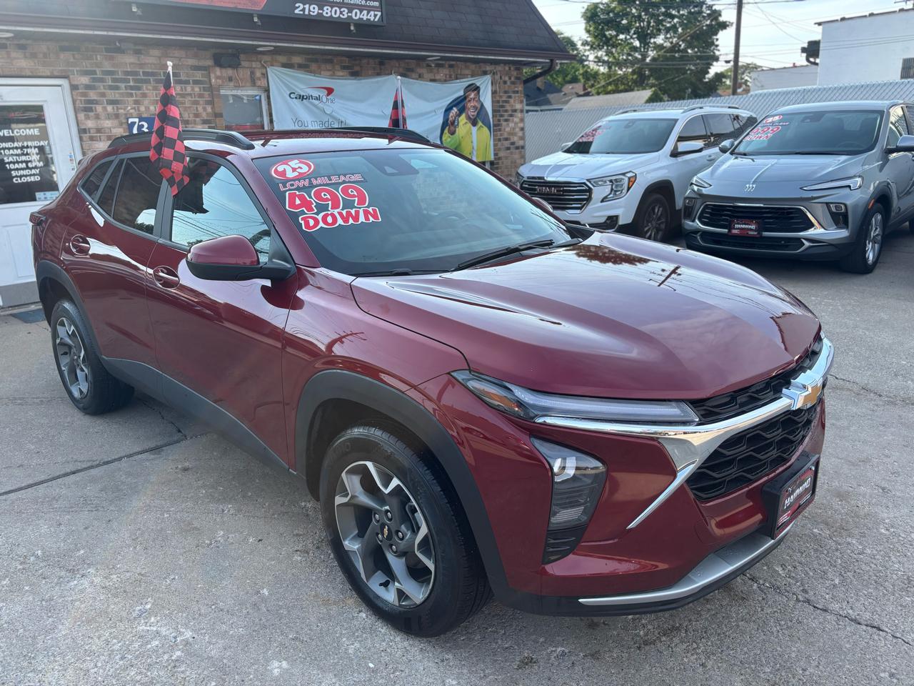 2025 Chevrolet Trax LT - Photo 9