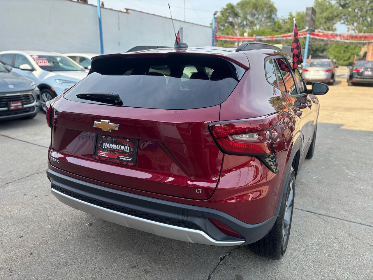 2025 Chevrolet Trax LT - Photo 11