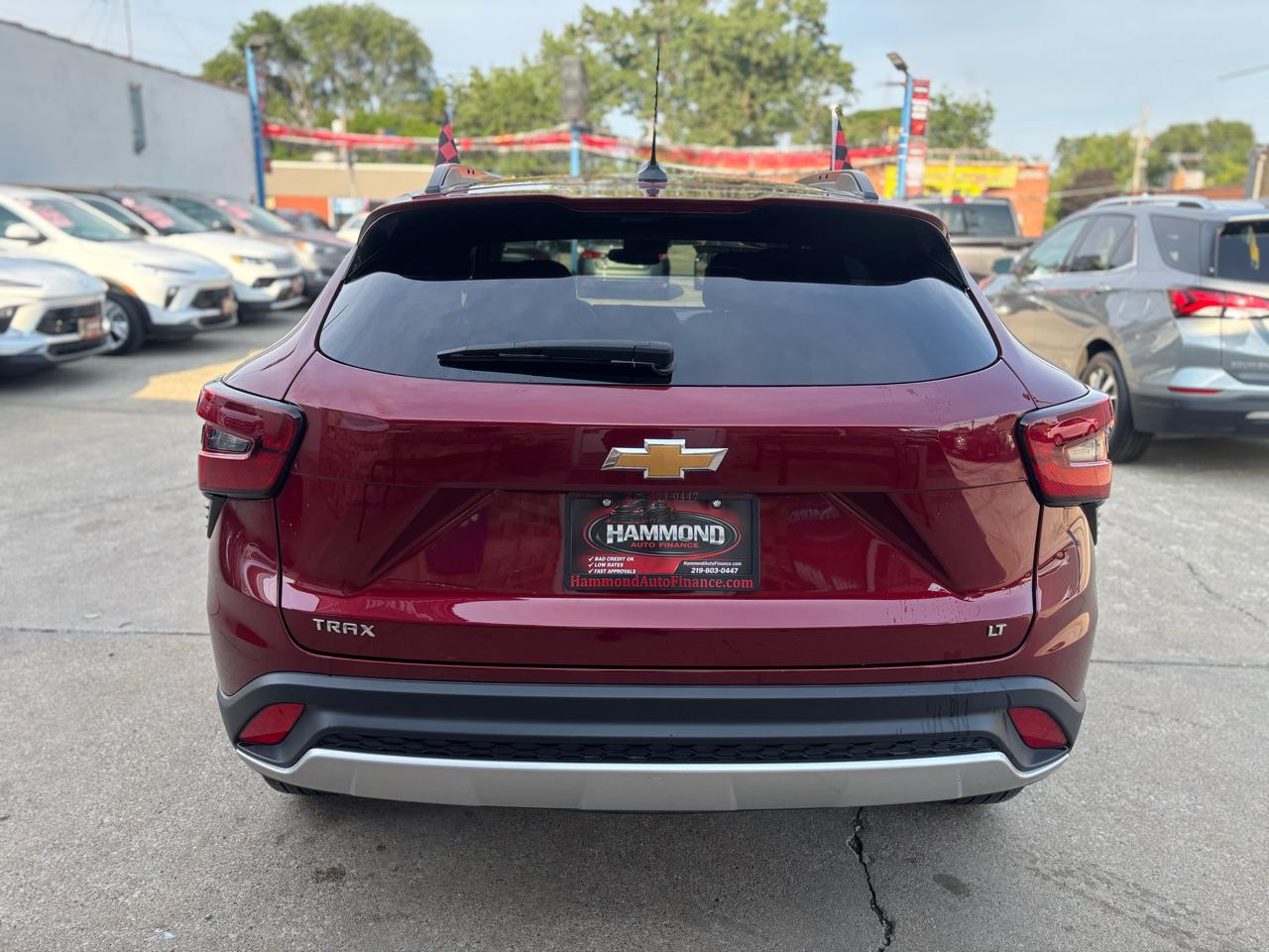 2025 Chevrolet Trax LT - Photo 13