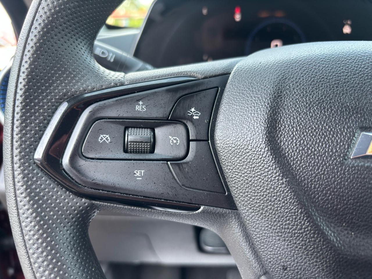 2025 Chevrolet Trax LT - Photo 31