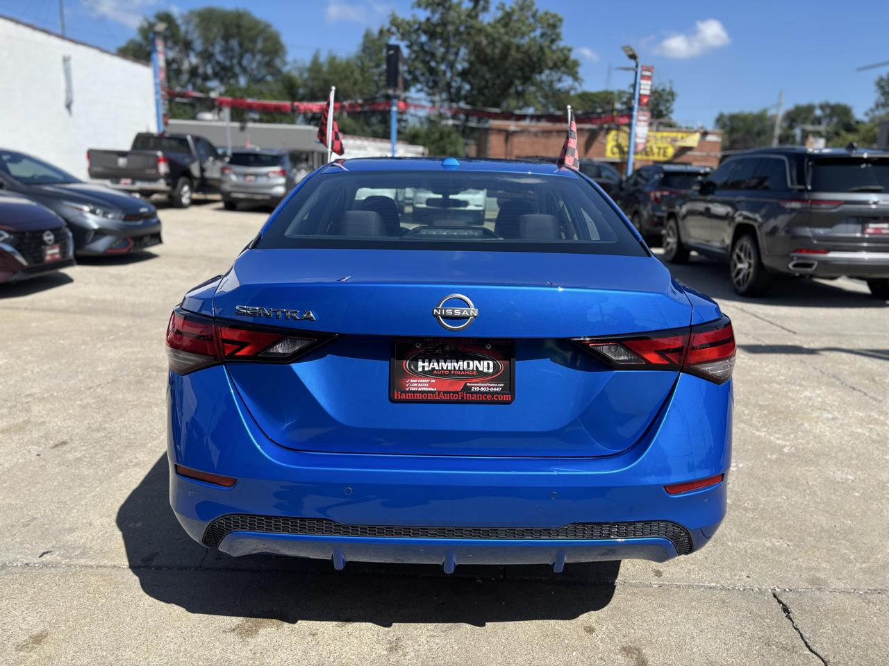 2025 Nissan Sentra SV - Photo 14