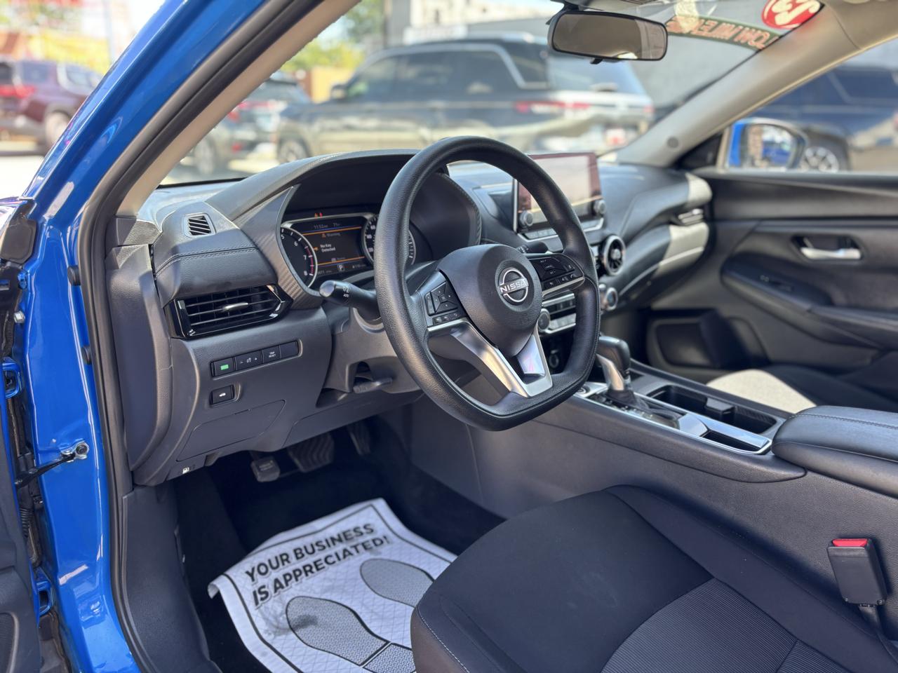 2025 Nissan Sentra SV - Photo 28
