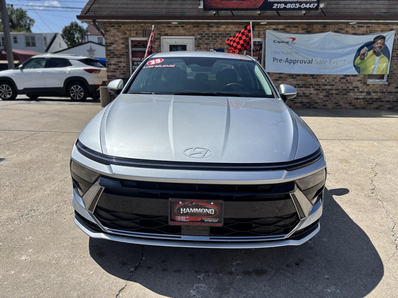 2025 Hyundai Sonata SEL - Photo 3