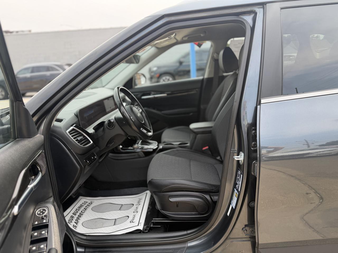 Kia Seltos S 2024