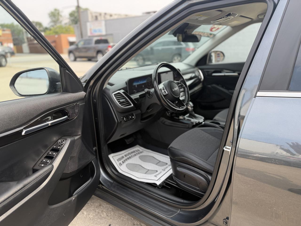 Kia Seltos S 2024