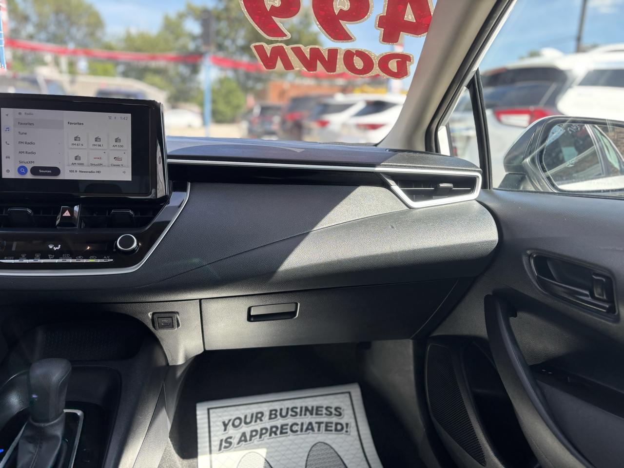 Toyota Corolla LE 2025