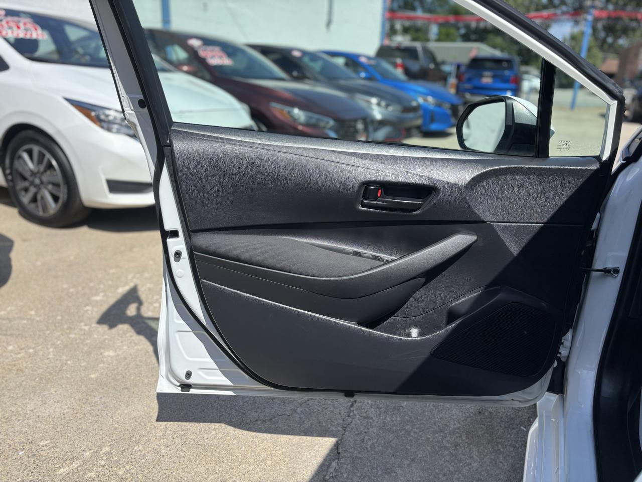 Toyota Corolla LE 2025
