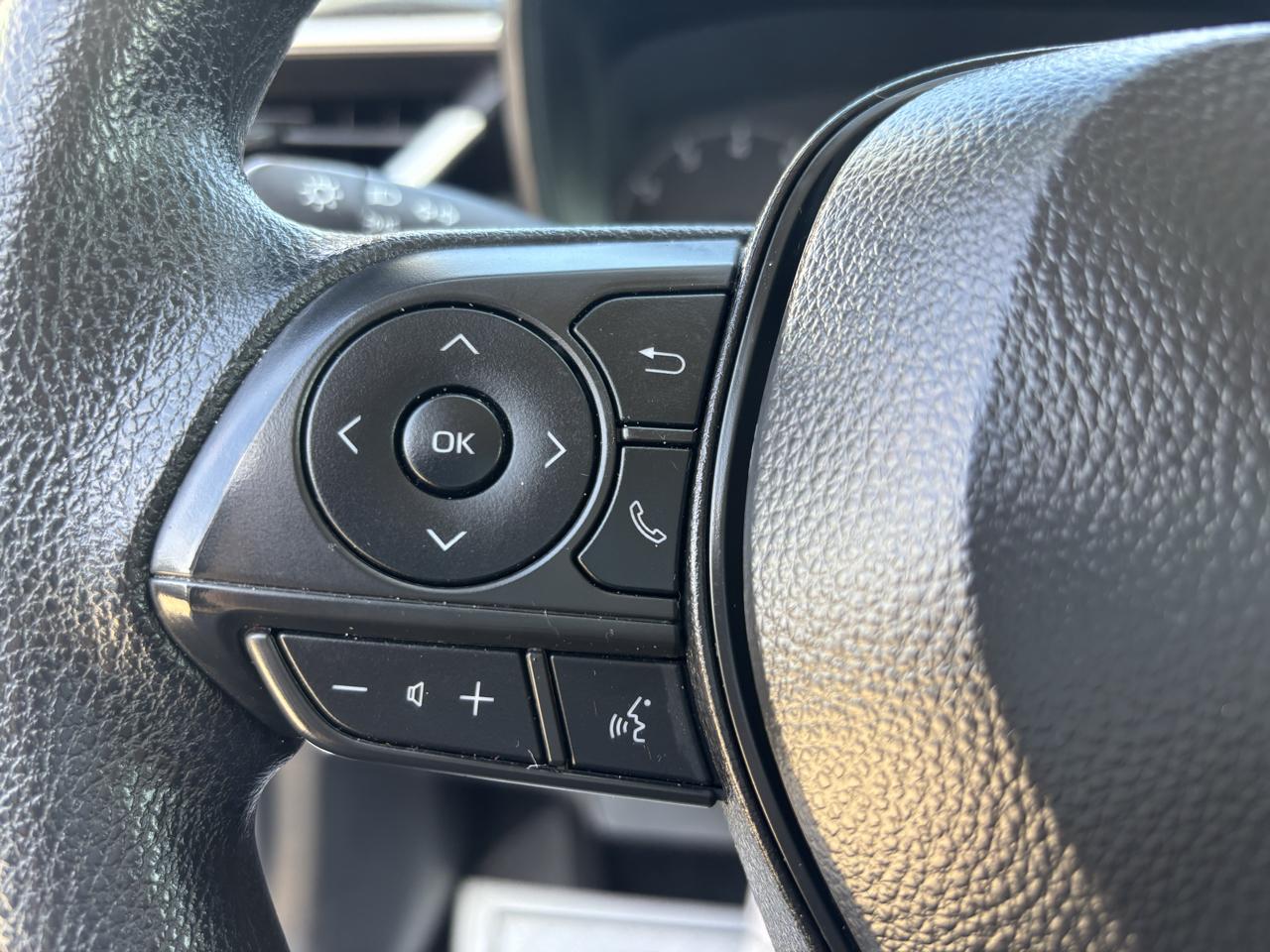 Toyota Corolla LE 2025