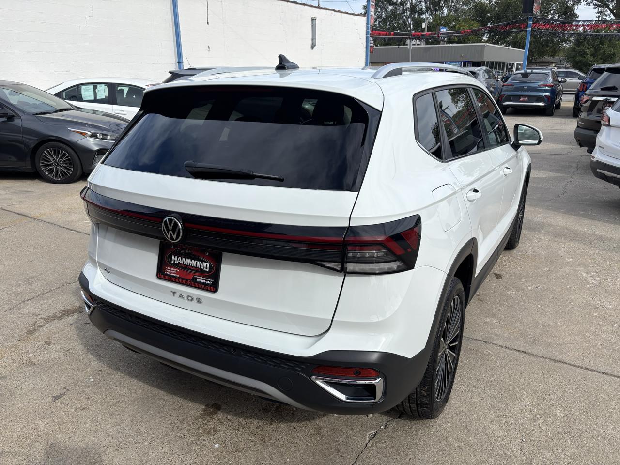 Volkswagen Taos SE 2025