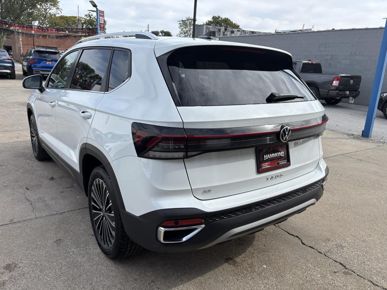 Volkswagen Taos SE 2025