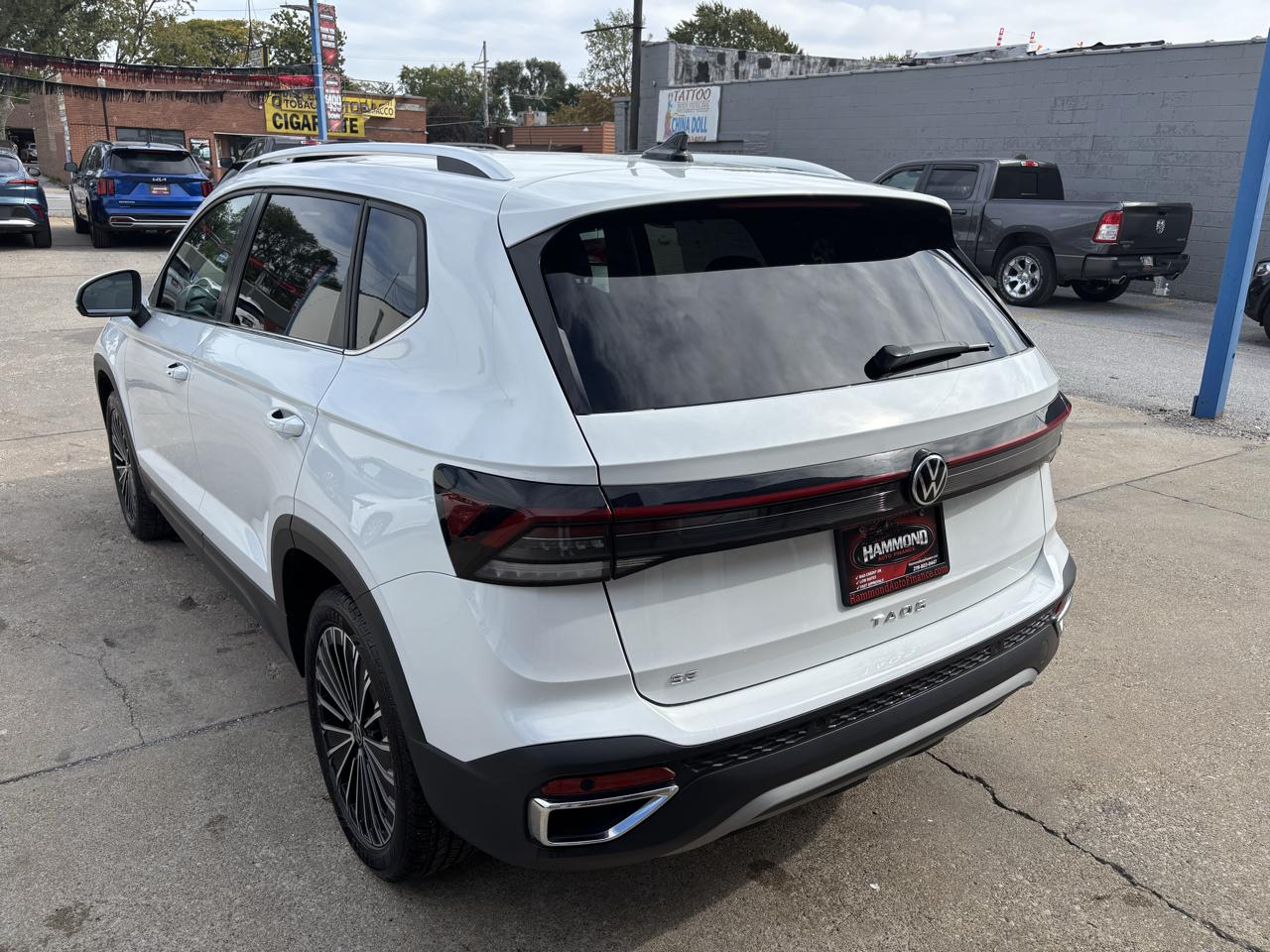 Volkswagen Taos SE 2025